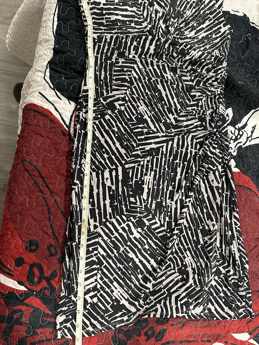 connected apparel Grey and White Abstract Wrap-Effect Midi Dress - Picture 13 of 14